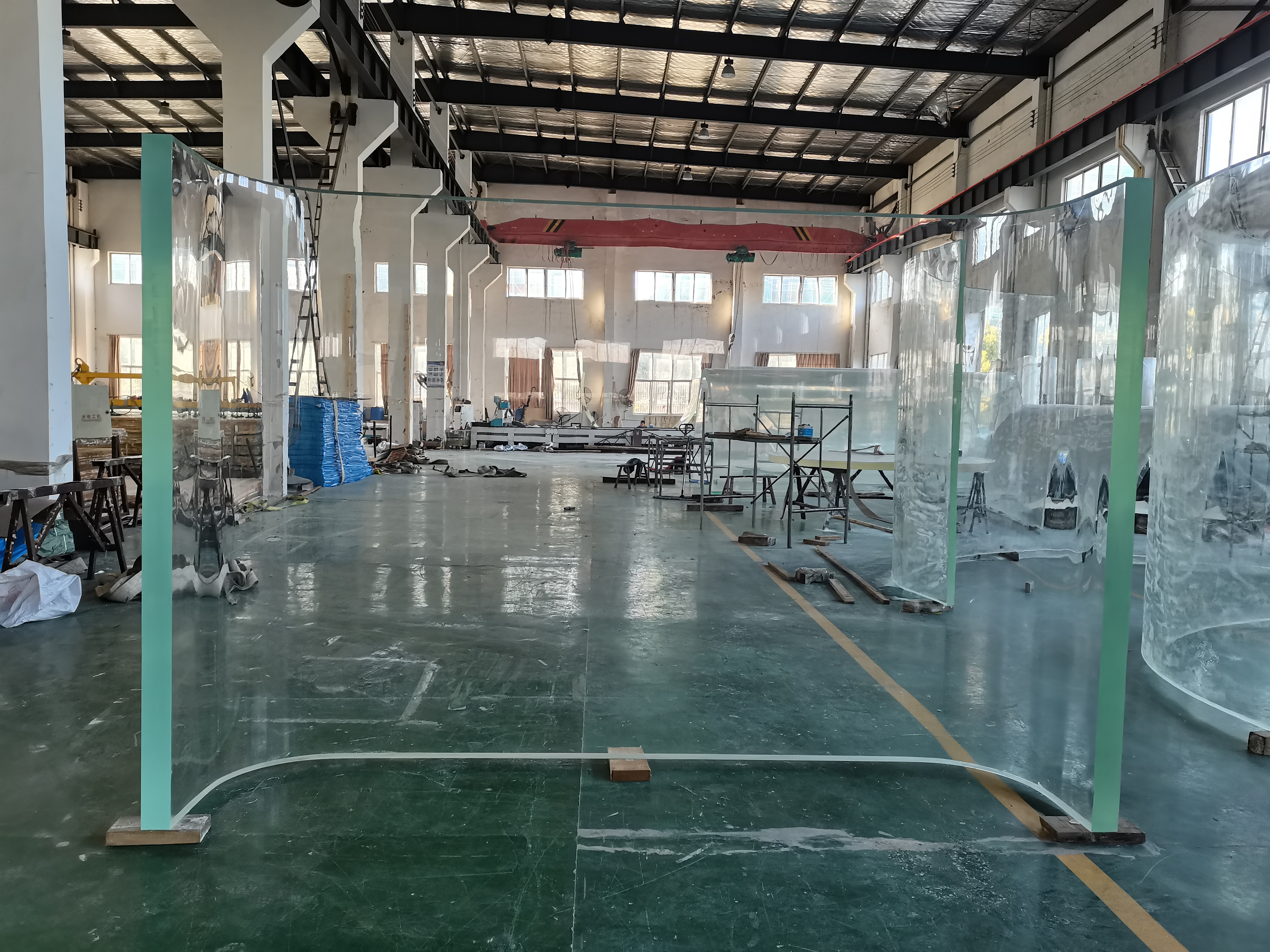Custom acrylic panels - Factory