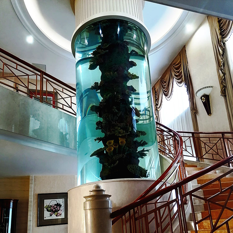 Luxury Redefined: Custom Acrylic Aquariums Elevating Middle East Villa Design