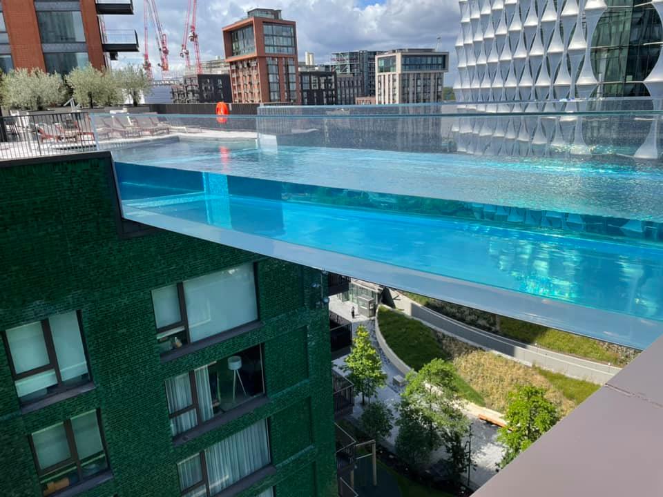 The Brilliance of Acrylic Glass for Swimming Pools