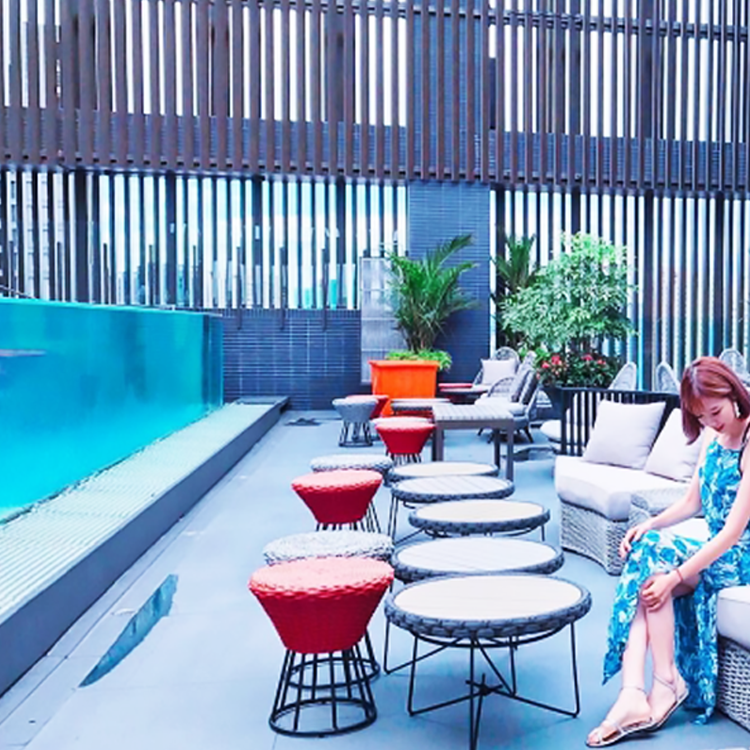 How much does a acrylic swimming pool cost？-leyu acrylic factory