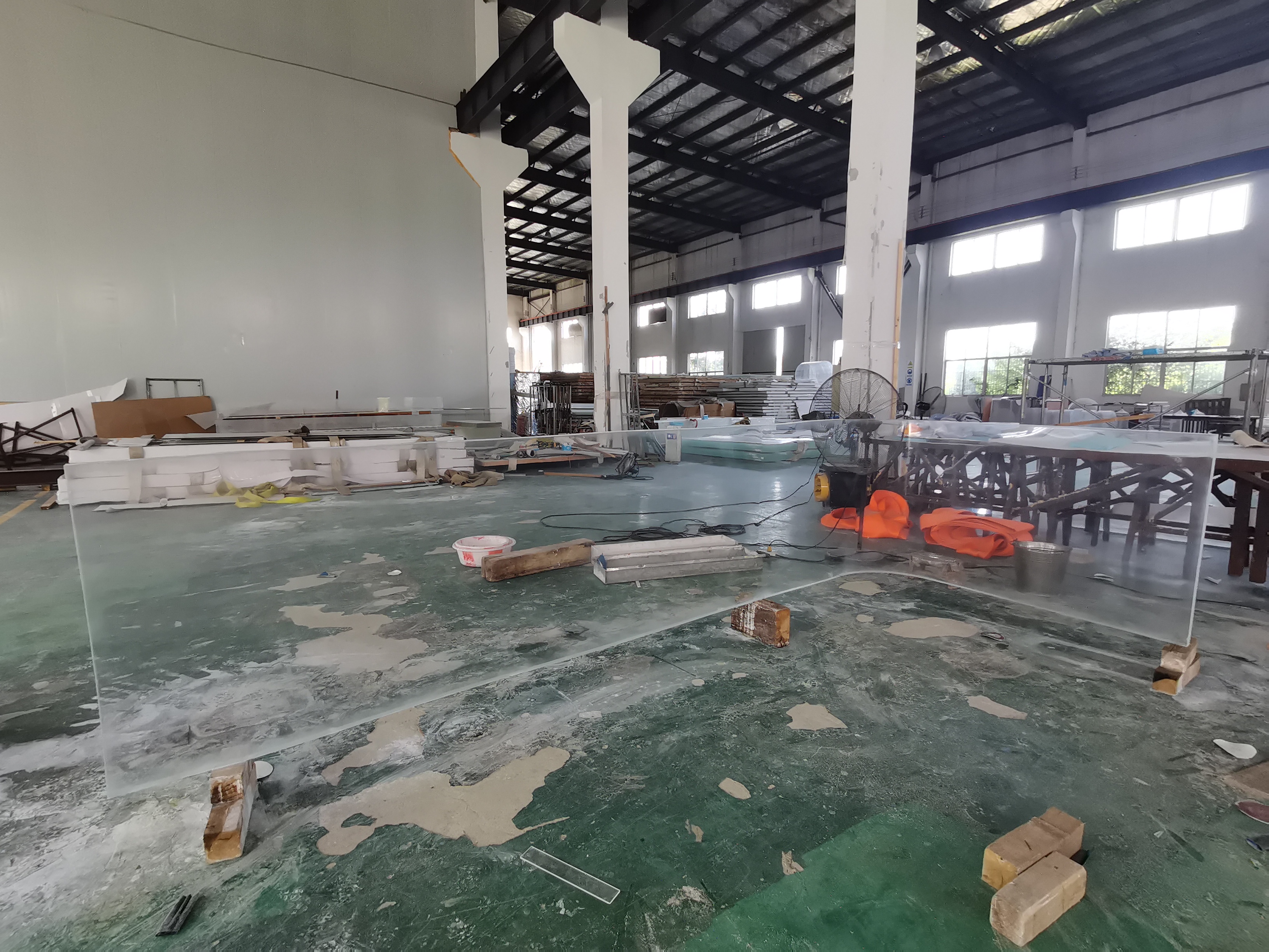 L - shaped pools - choosing the shape of your future pool Follow Leyu Aquarium Acrylic Factory - Leyu