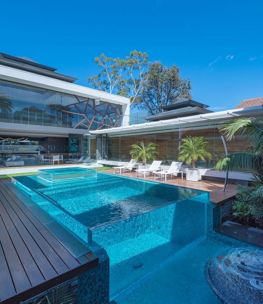U-shaped swimming pool - Leyu