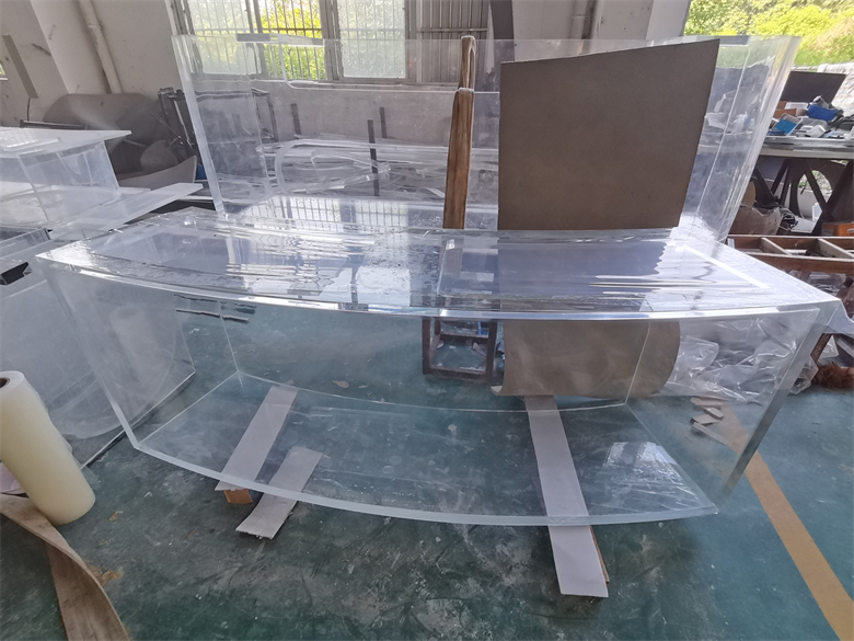 Leyu acrylic aquarium