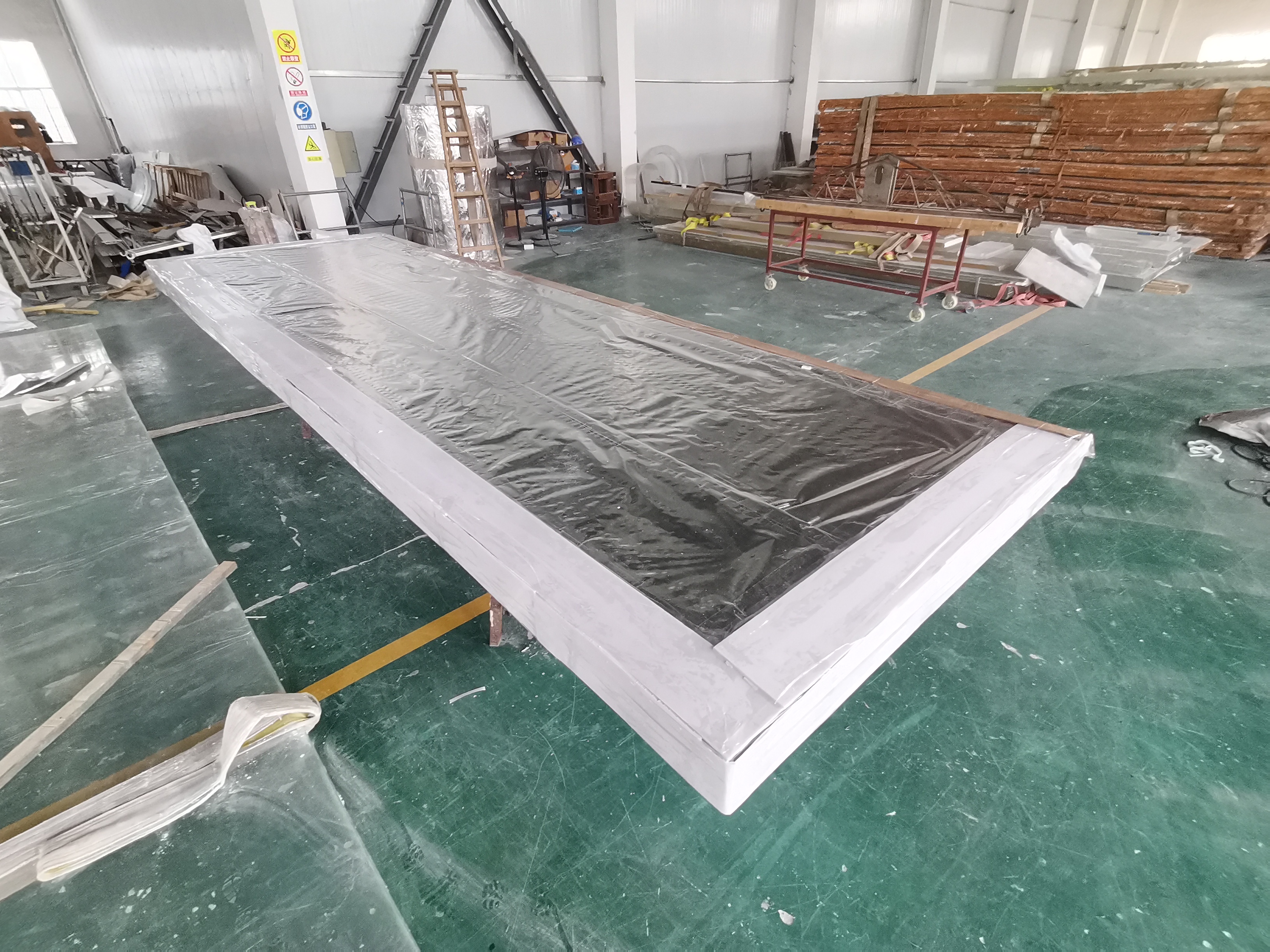 Acrylic panel - LEYU
