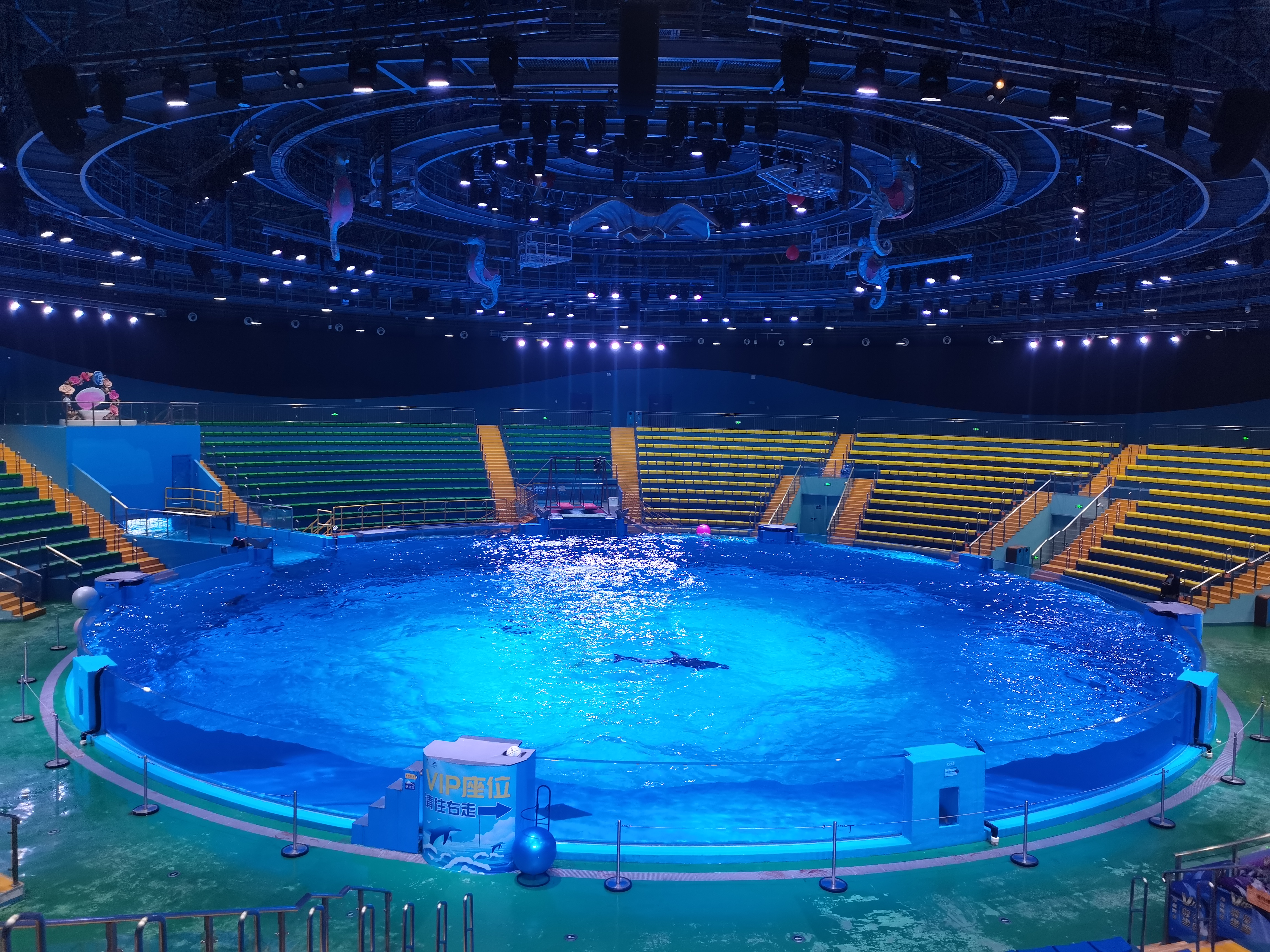 Acrylic performance pool - LEYU ACRYLIC