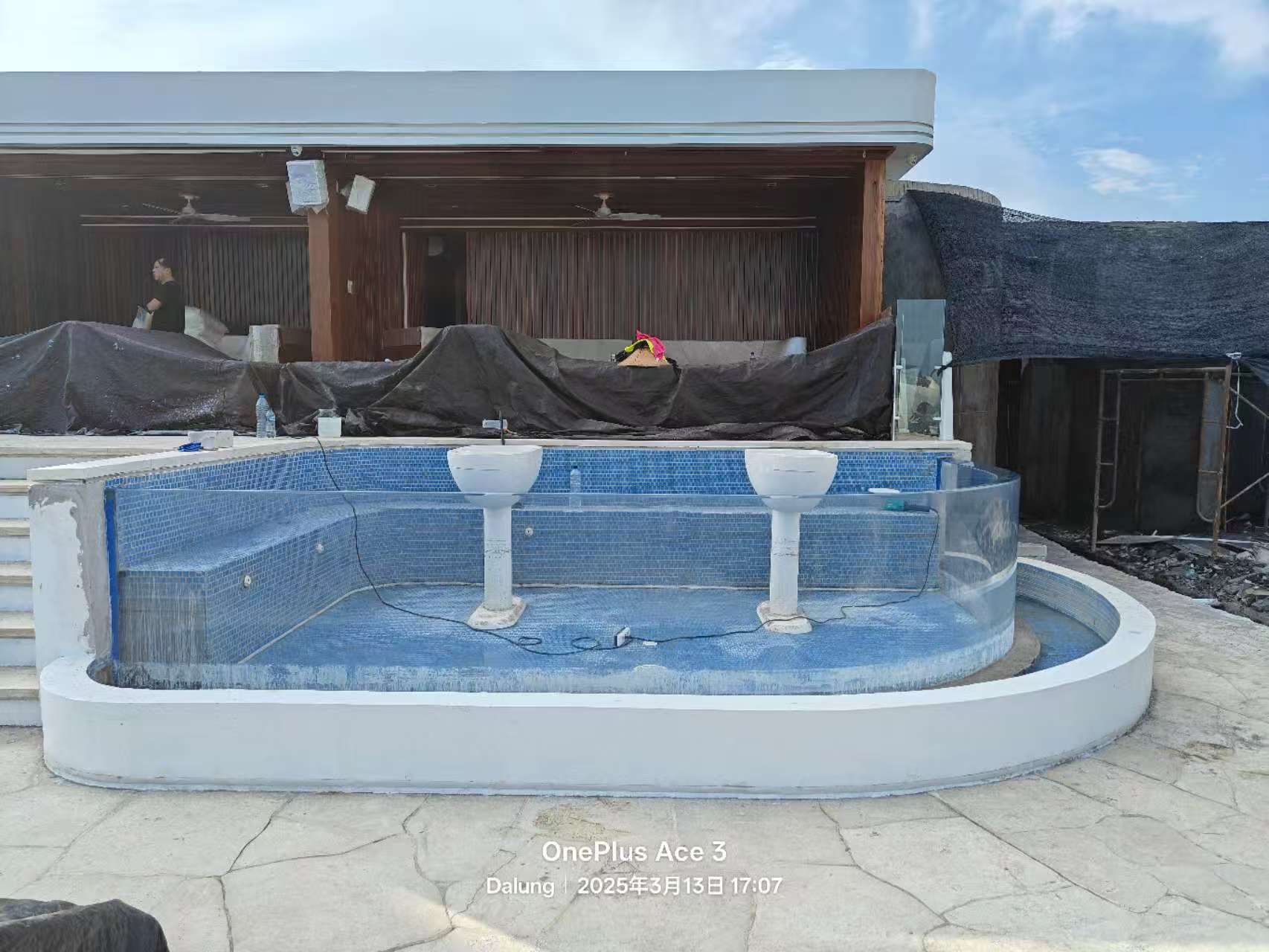 Luxury acrylic swimming pool - LEYU
