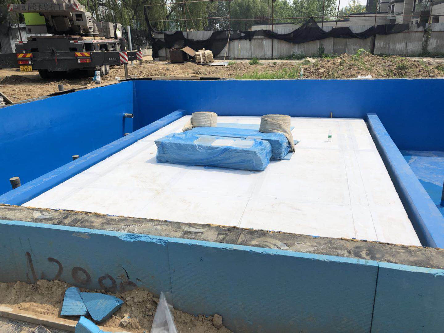 Luxury acrylic swimming pool - LEYU