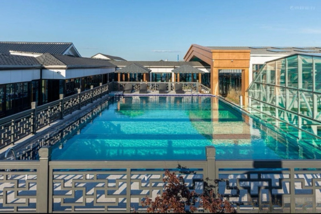 Luxury acrylic swimming pool - LEYU