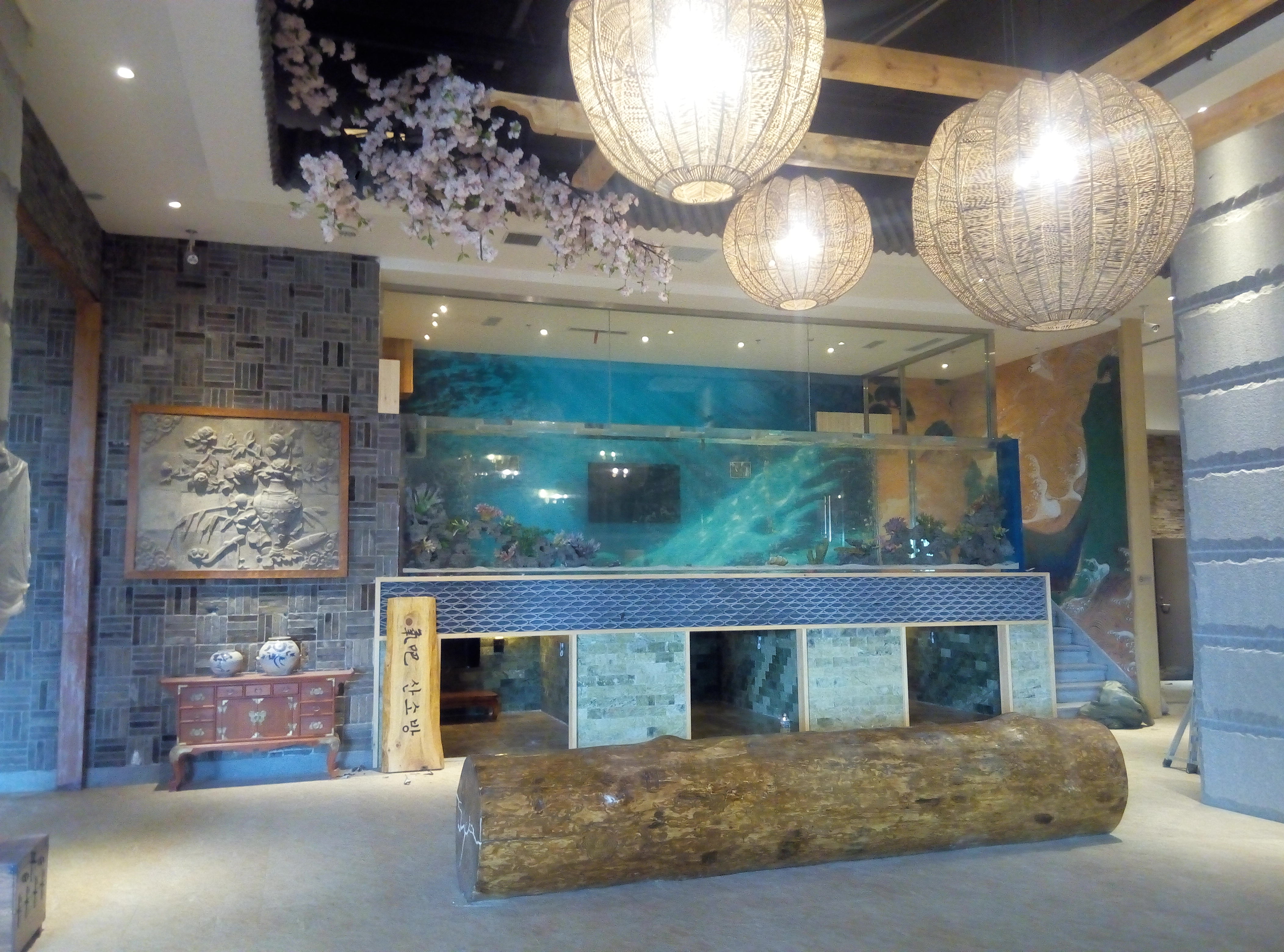 Acrylic aquarium -manufacture