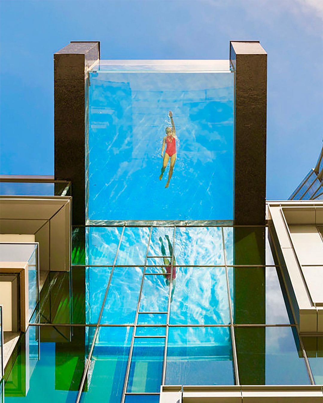 Acrylic Swimming Pool Acrylic Swimming Pool