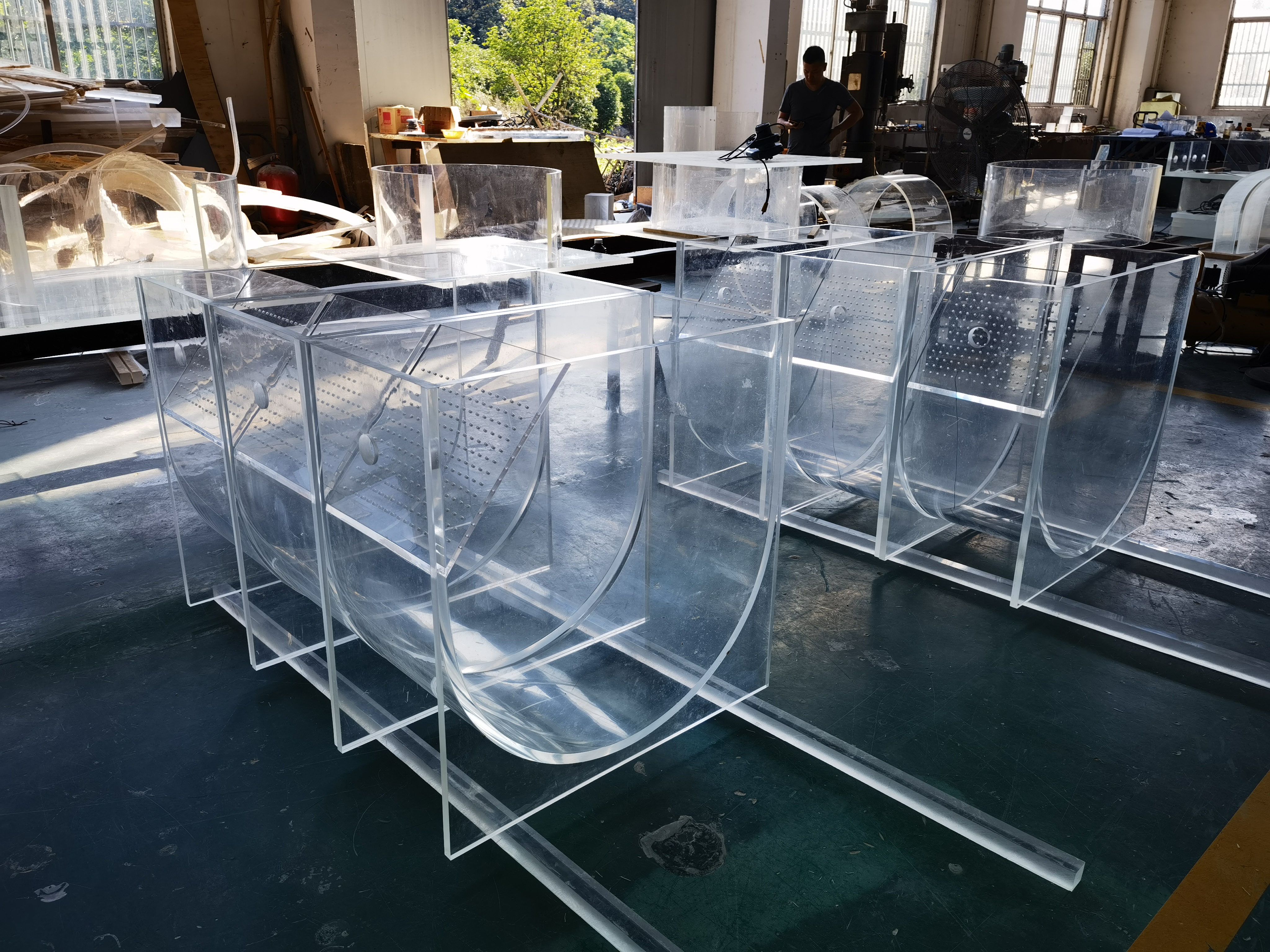 Jellyfish Aquarium Manufacturer
