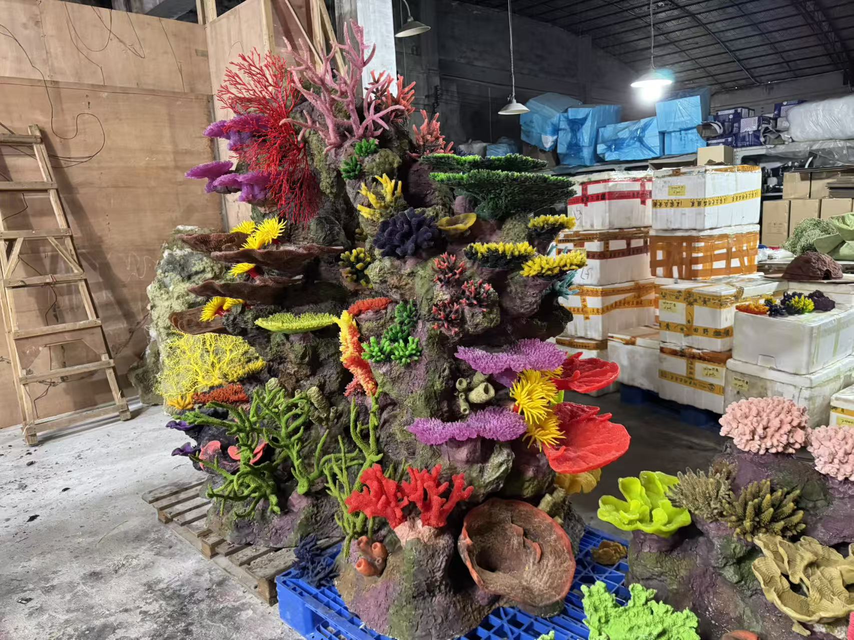 aquarium landscape manufacturer - Leyu