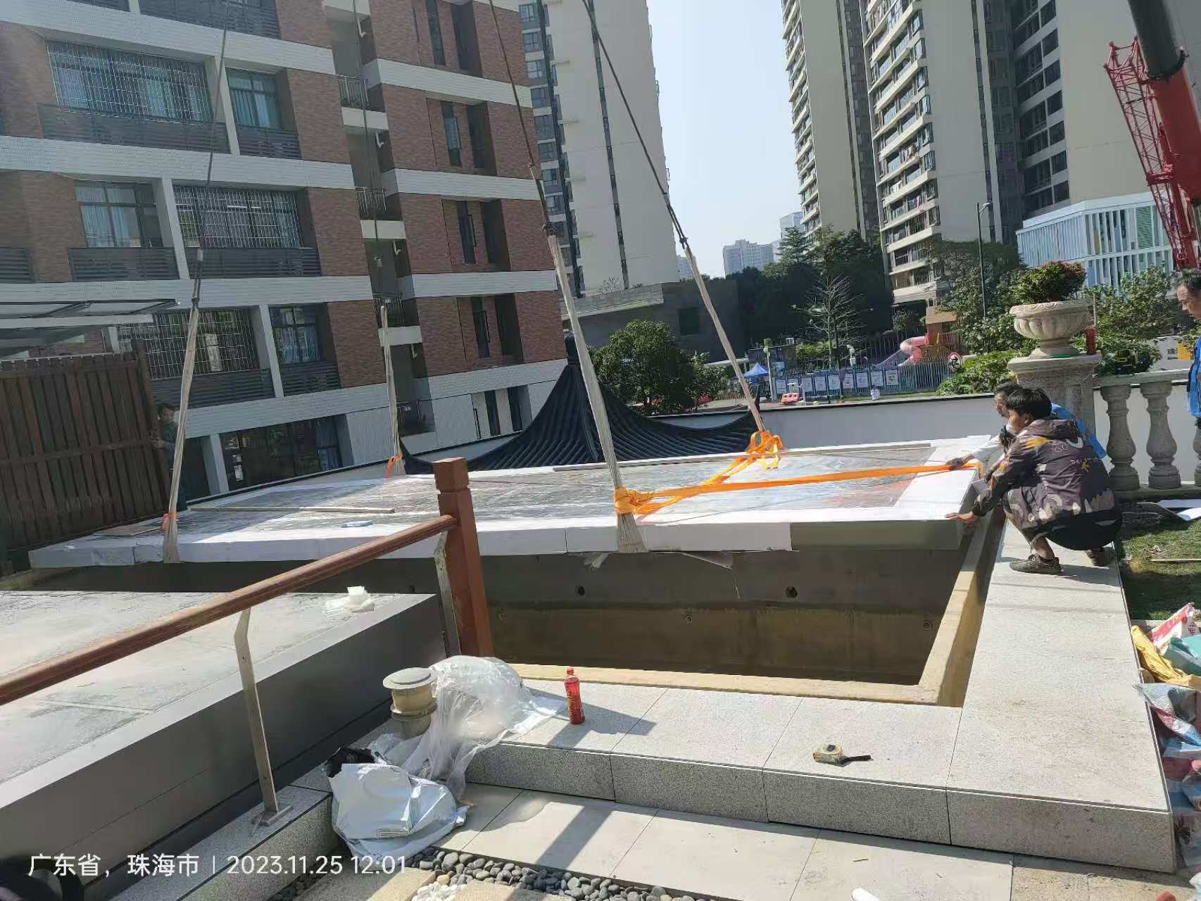Acrylic Swimming Pool - Installation