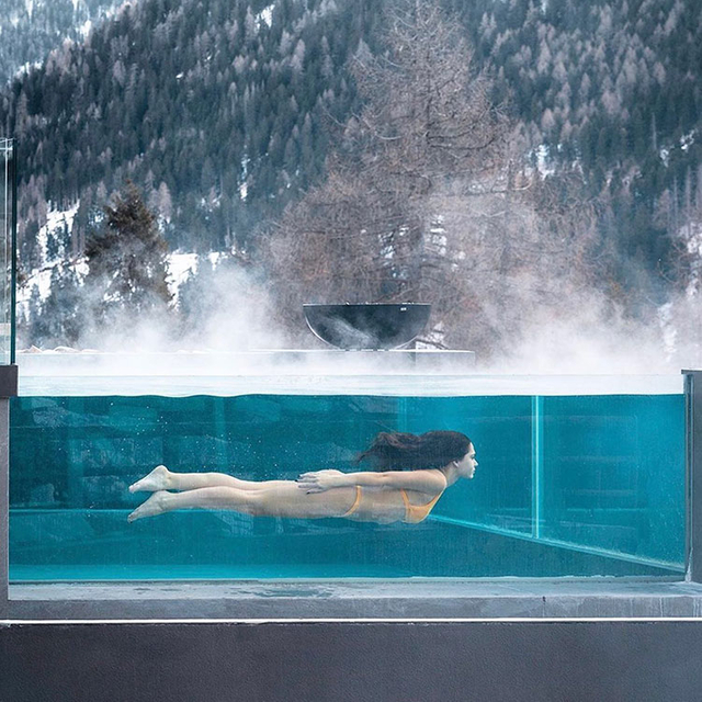 Exploring Outdoor Acrylic Panel Swimming Pools for Sale - LEYU