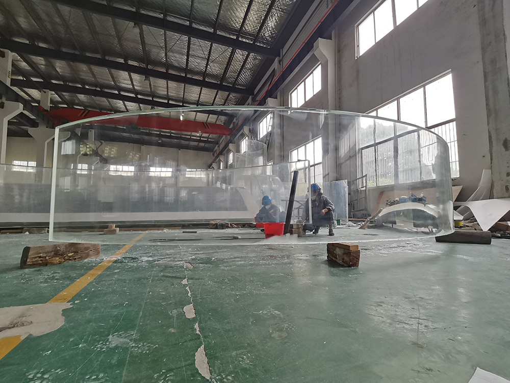 Leyu is a manufacturer of acrylic swimming pools and an expert in swimming pool construction - Leyu