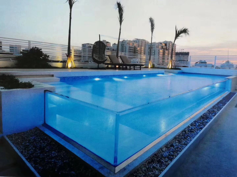 Revolutionizing Luxury Living: Pool Projects with Acrylic Walls in the Middle East and Southeast Asia