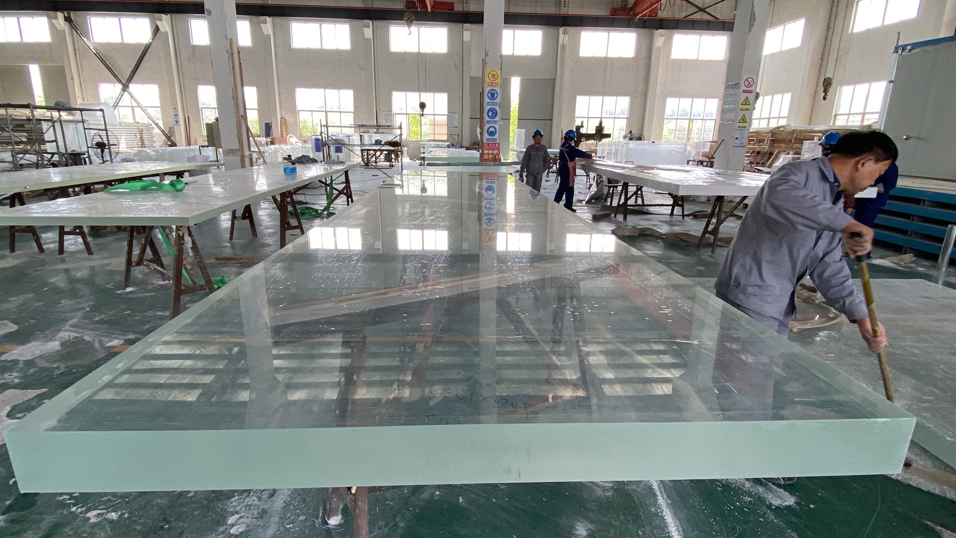 How to avoid deformation during the processing of high transparent acrylic sheet